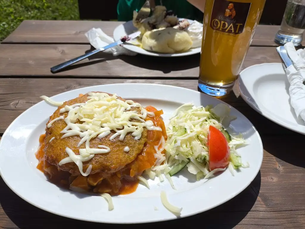 Mateusz U_Restaurace Amerika_Broumov_recensione