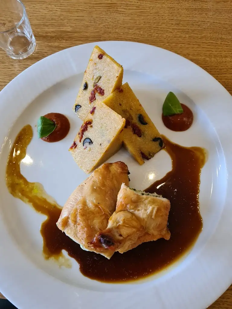 Melinda Balazova_Hotel Zámeček Janovičky_Broumov_review