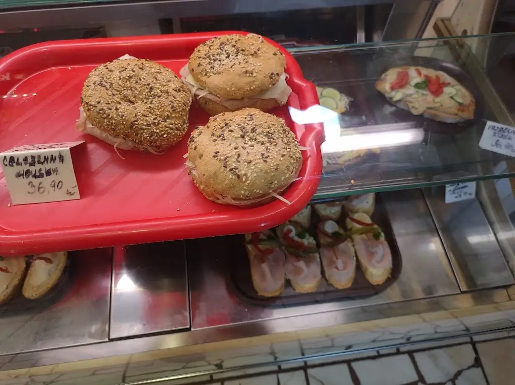 Lahůdky, rychlé občerstvení Bejdák Petr_Broumov_slider_image_2