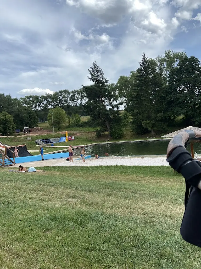 juan carlos_KOUPÁLO Janovičky - koupaliště, ubytování, karavany, občerstvení, sportovní areál, Broumovsko_Broumov_review