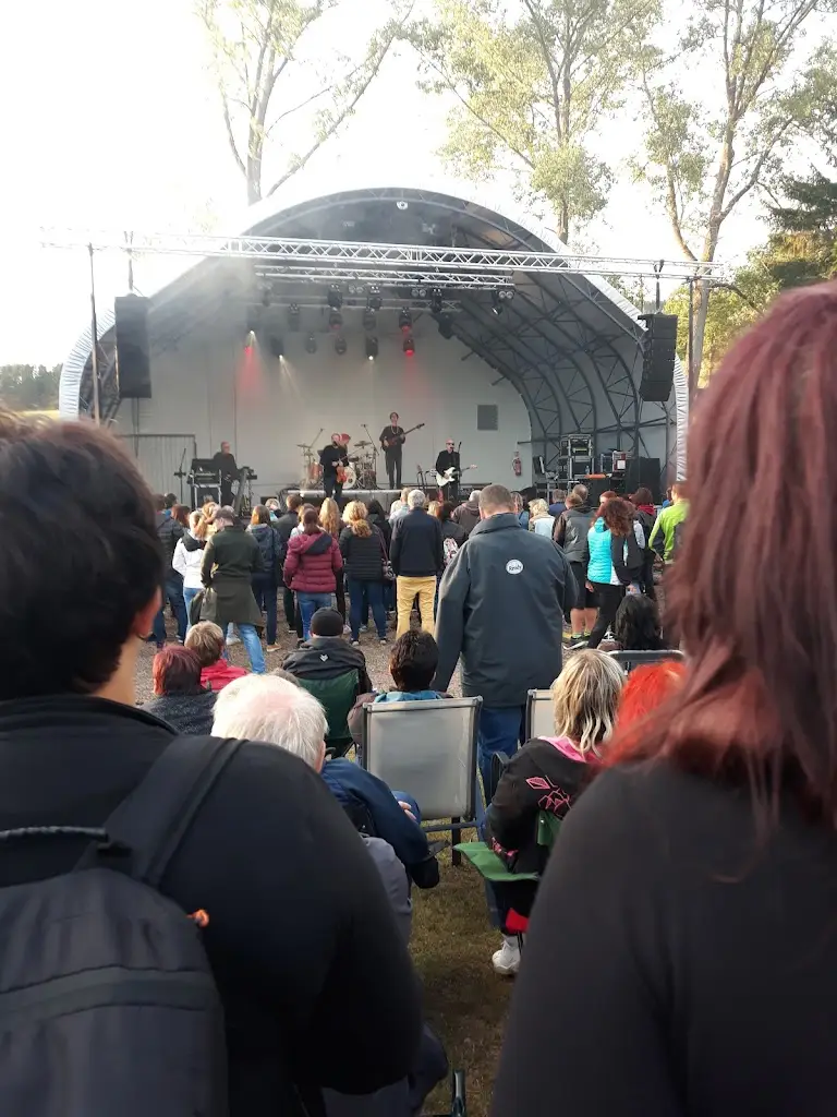 Martin Stepanek_KOUPÁLO Janovičky - koupaliště, ubytování, karavany, občerstvení, sportovní areál, Broumovsko_Broumov_review