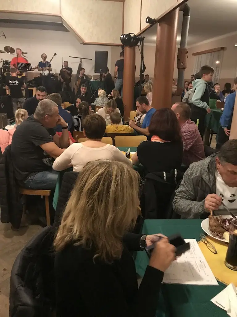 Daniel Rosocha_Hostinec u Hrnčířů_Dobruška_review