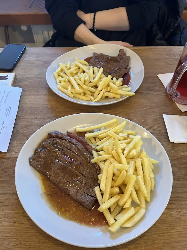 Matyáš Týfa_Hamr_Český Krumlov_review