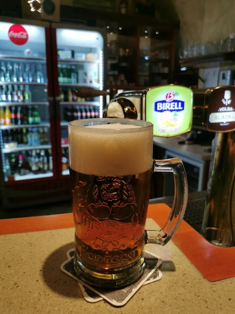 Martin Fojtík_Mirage Bar - tankové pivo RADEGAST 12°_Dobruška_review