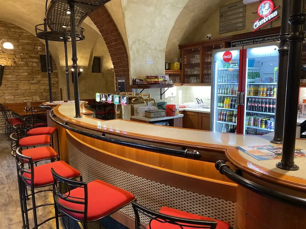 Mirage Bar - tankové pivo RADEGAST 12°_Dobruška_slider_image_3