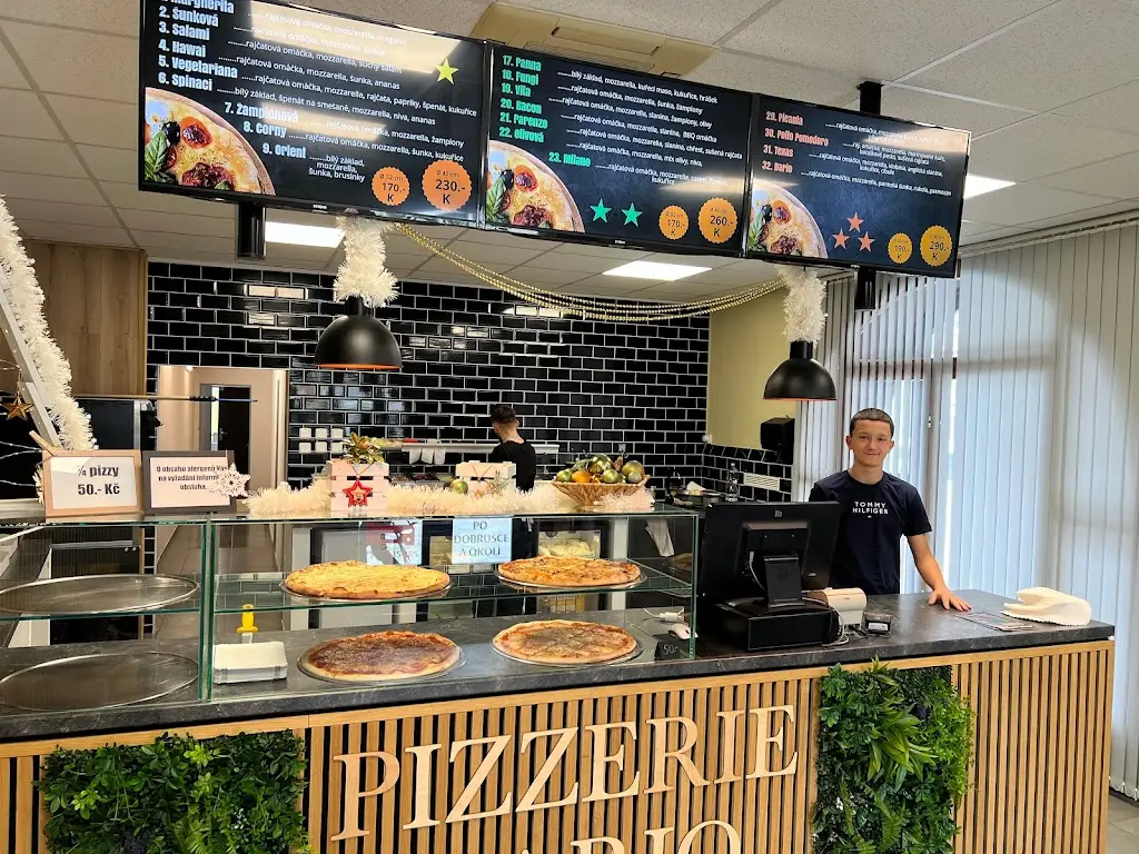 Dario Pizza Dobruška_Dobruška_slider_image_1