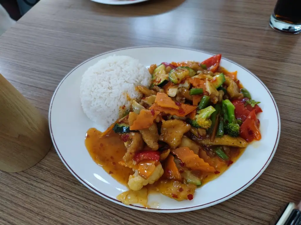 Vasek R_ASIAN BISTRO BIBO QUAN_Dobruška_recensione