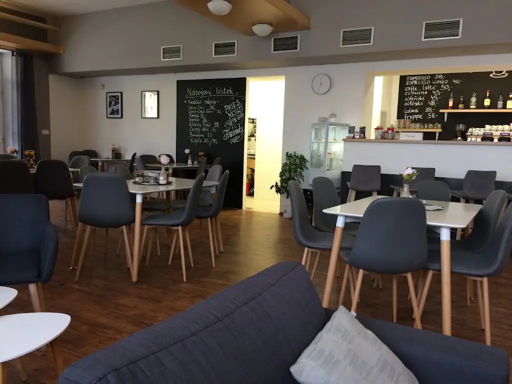 Kino Kavárna restaurant in Dobruška