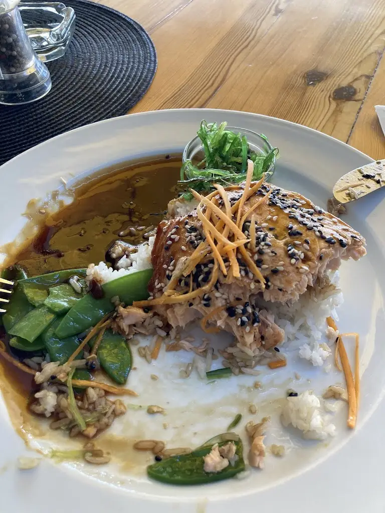 CORONOIDES_RESTAURANT ARCHWAY_Dolní Černilov_review