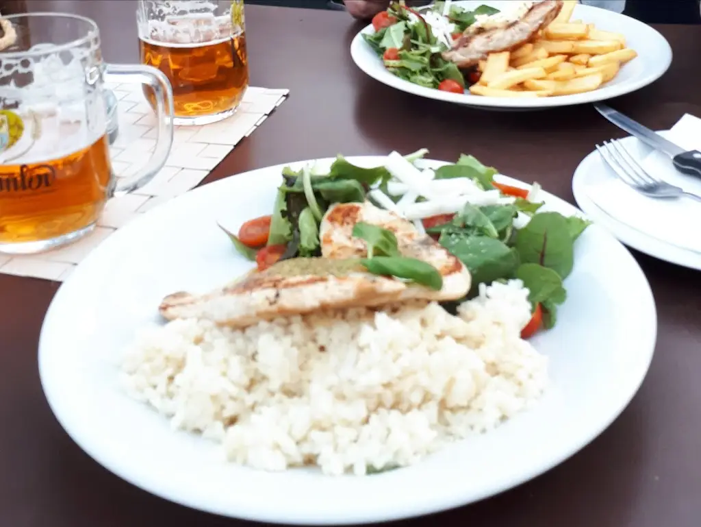 Soňa Finkrálová_Krumlovské Benátky_Český Krumlov_review