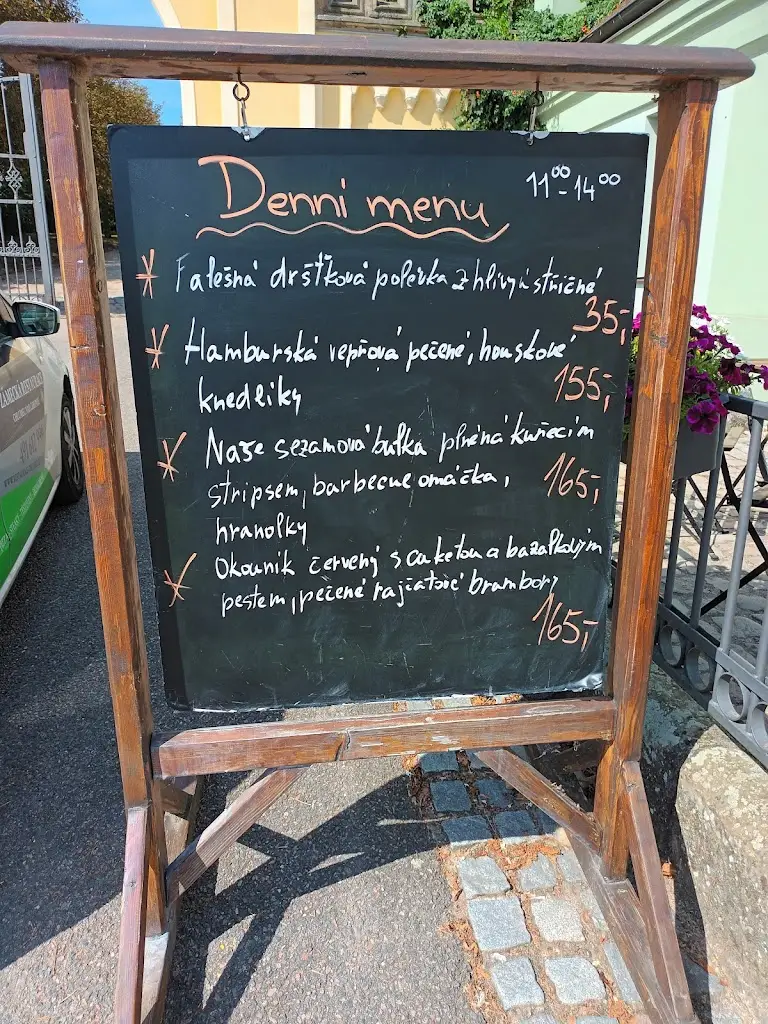 Menu_Zámecká restaurace_Chlumec nad Cidlinou_immagine_2