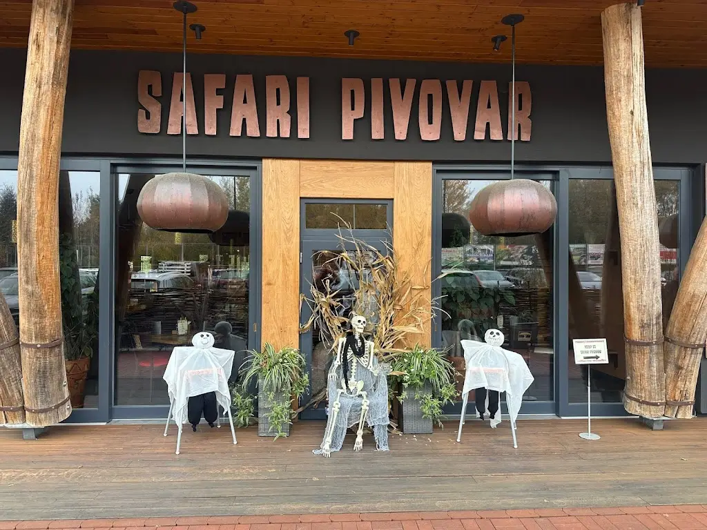 Safari pivovar ristorante a Dvůr Králové nad Labem