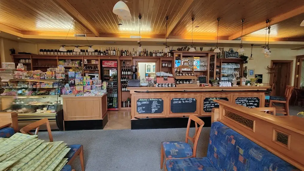 Restaurace A Cukrárna U Pastvů restaurant in Dvůr Králové nad Labem