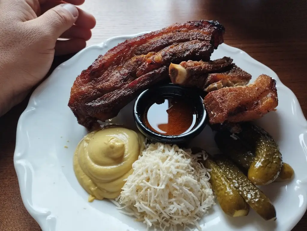 martin langpaul_Black Dogs Pub_Dvůr Králové nad Labem_review