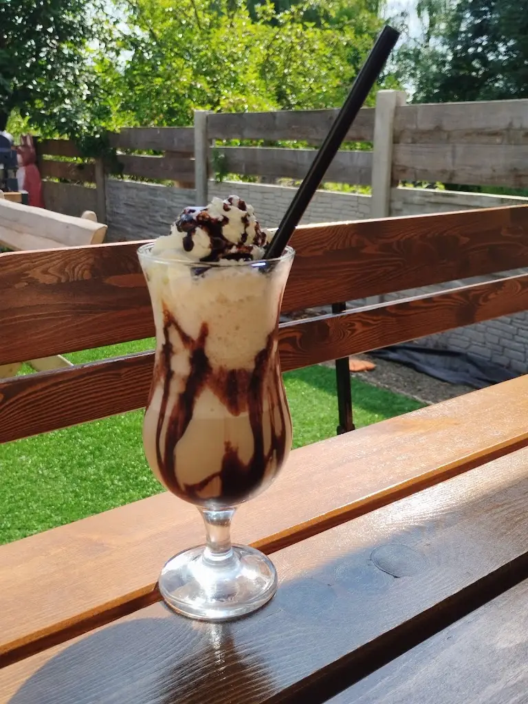 Black Dogs Pub_Dvůr Králové nad Labem_slider_image_3