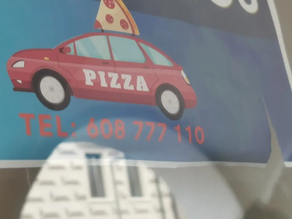 Andrea, Berenika Šnédarová_Pizzerie Calabria Dvůr Králové nad Labem_Dvůr Králové nad Labem_review