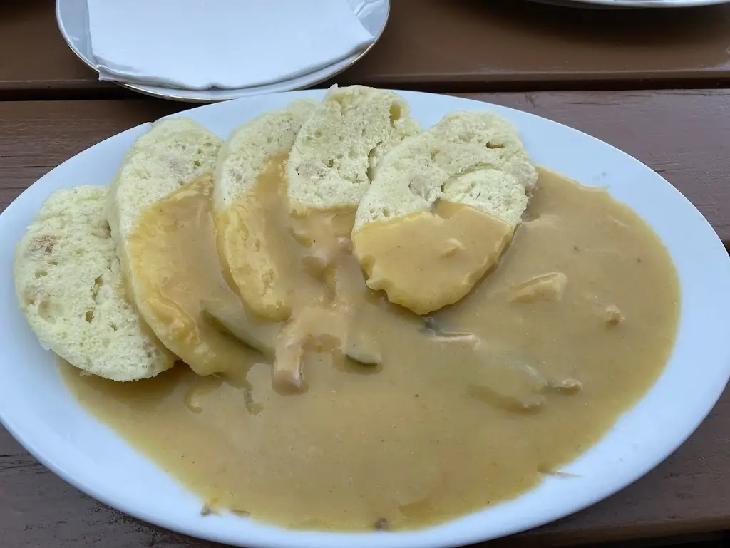 Jiří Kesler_Motorest Na Bojišti_Česká Skalice_review