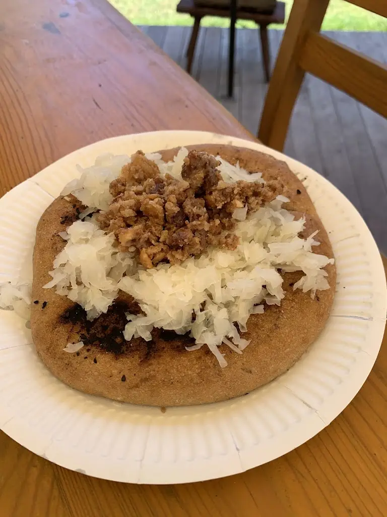 František Ružička_Posezení na mlejně_Česká Skalice_review