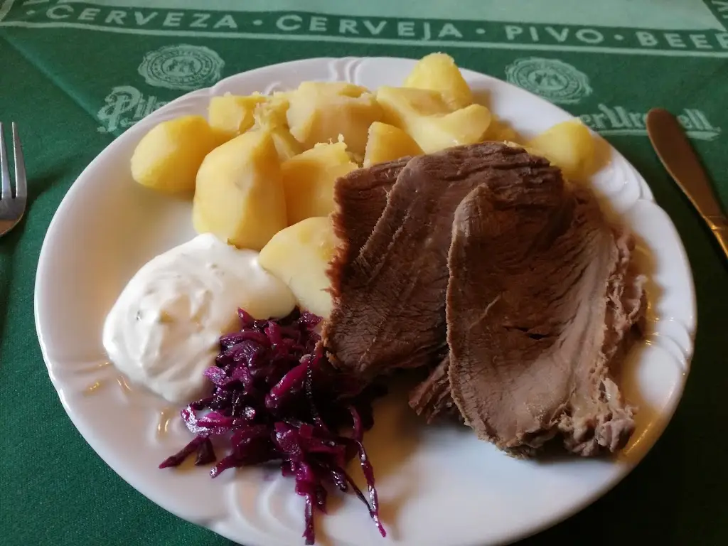 Restaurace a penzion U Trojice_Český Krumlov_slider_image_2