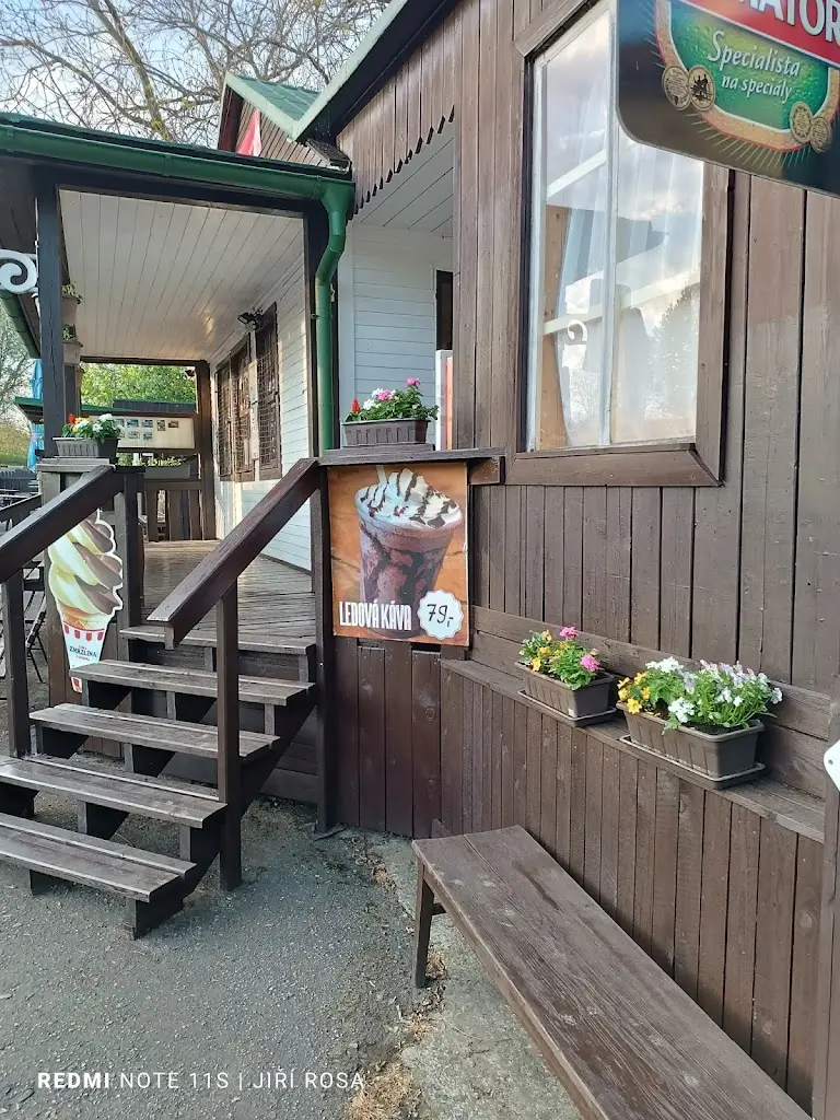 Kiosek U Zámku ristorante a Česká Skalice