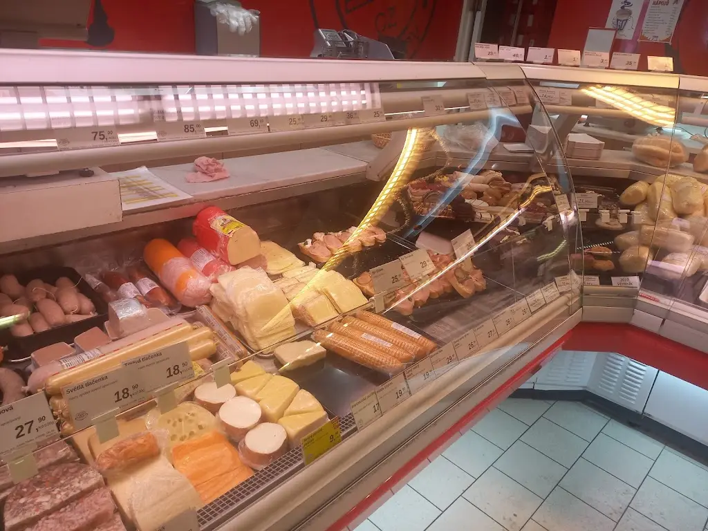 ZEMAN maso-uzeniny_Česká Skalice_slider_image_1