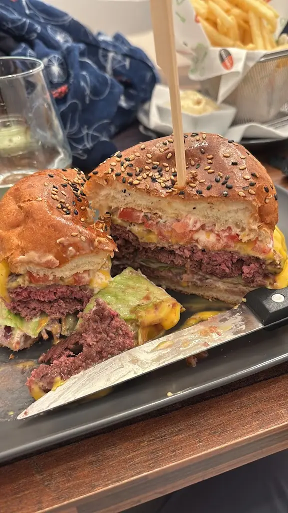 Kathryn R. Moore_GOSTO bistro_Hořice_review