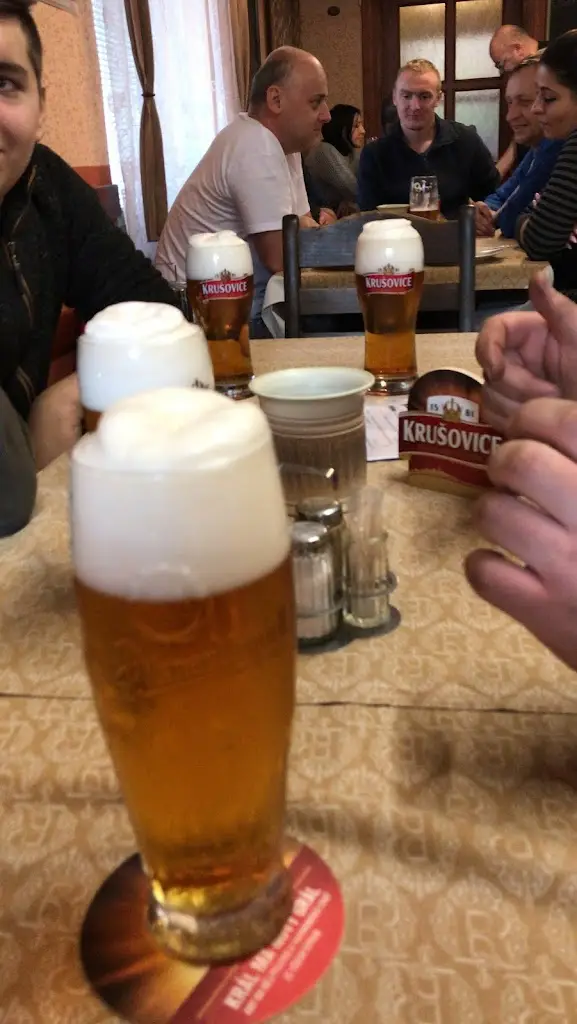 Zdeněk Vlček_Restaurace Na Růžku_Hořice_review