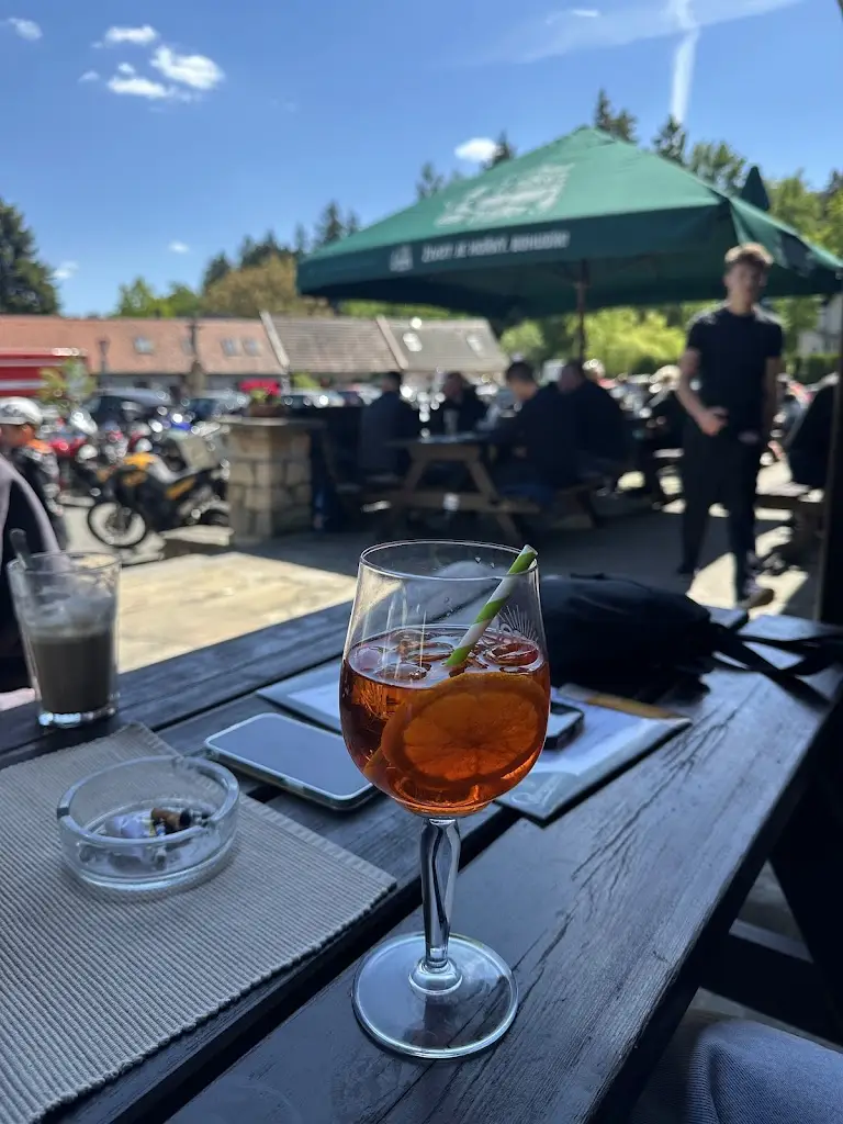 Jaroslav Hypšman_Staročeská hospoda_Hořice_review