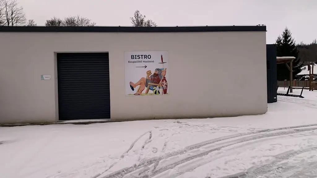 Jakub Svoboda_Bistro | koupaliště Hostinné_Hostinné_review