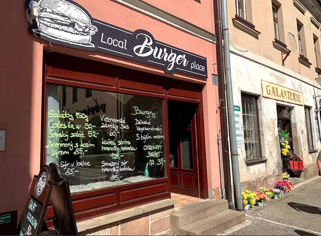 MR. Hamster_Pizza Fredy & Local Burger_Hostinné_review