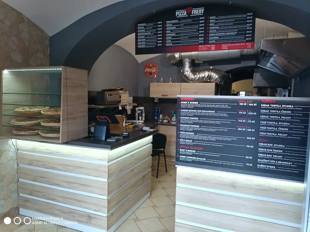 Pizza Fredy & Local Burger ristorante a Hostinné
