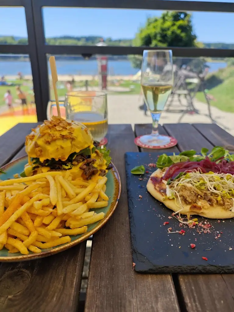 La Pláža Grill Bar_Frymburk_slider_image_2