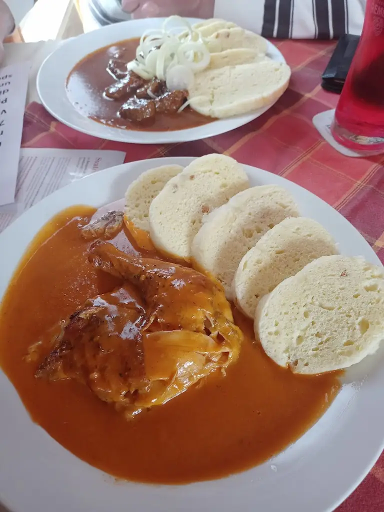 Marketa Spoock_Restaurant U Pilouse_Hronov_review