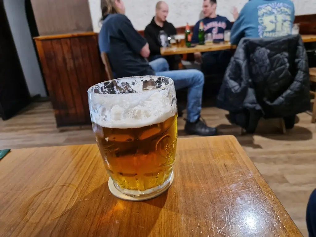 Ken Strong_Tanková restaurace Pivovar_Kostelec nad Orlicí_recensione