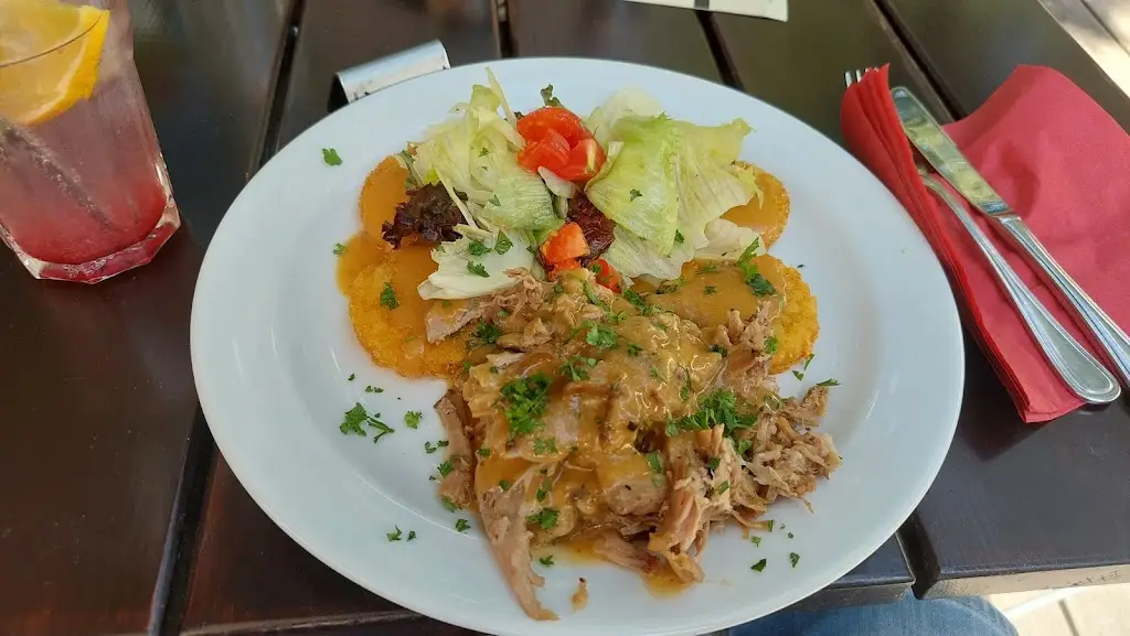 ZeZe_Toniova zámecká kavárna_Kostelec nad Orlicí_review