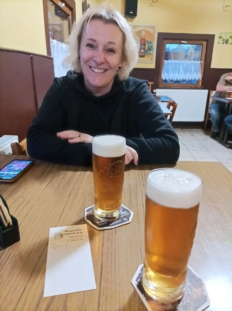 Iveta Tomšová_Bufet Bumbálka_Kostelec nad Orlicí_review