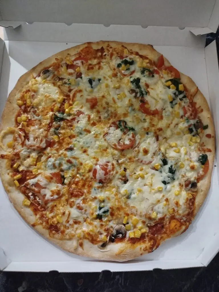 Karolína Škopová_Istanbul Kebab & Pizza_Kostelec nad Orlicí_review