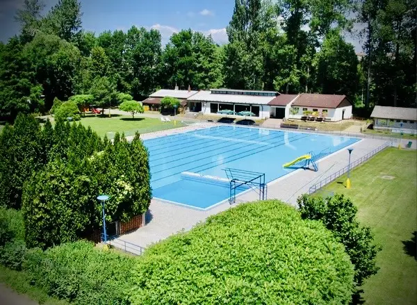 HARABURDI Recyclart Hotel_Kostelec nad Orlicí_slider_image_3