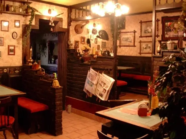 Restaurant U Koule ristorante a Jaroměř