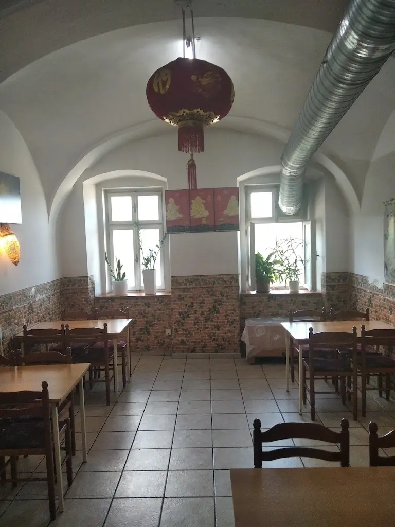Asijské Bistro restaurant in Jaroměř