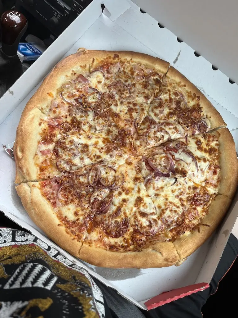 Anita Černá (Kritik)_RUD'S PIZZA_Blatná_review