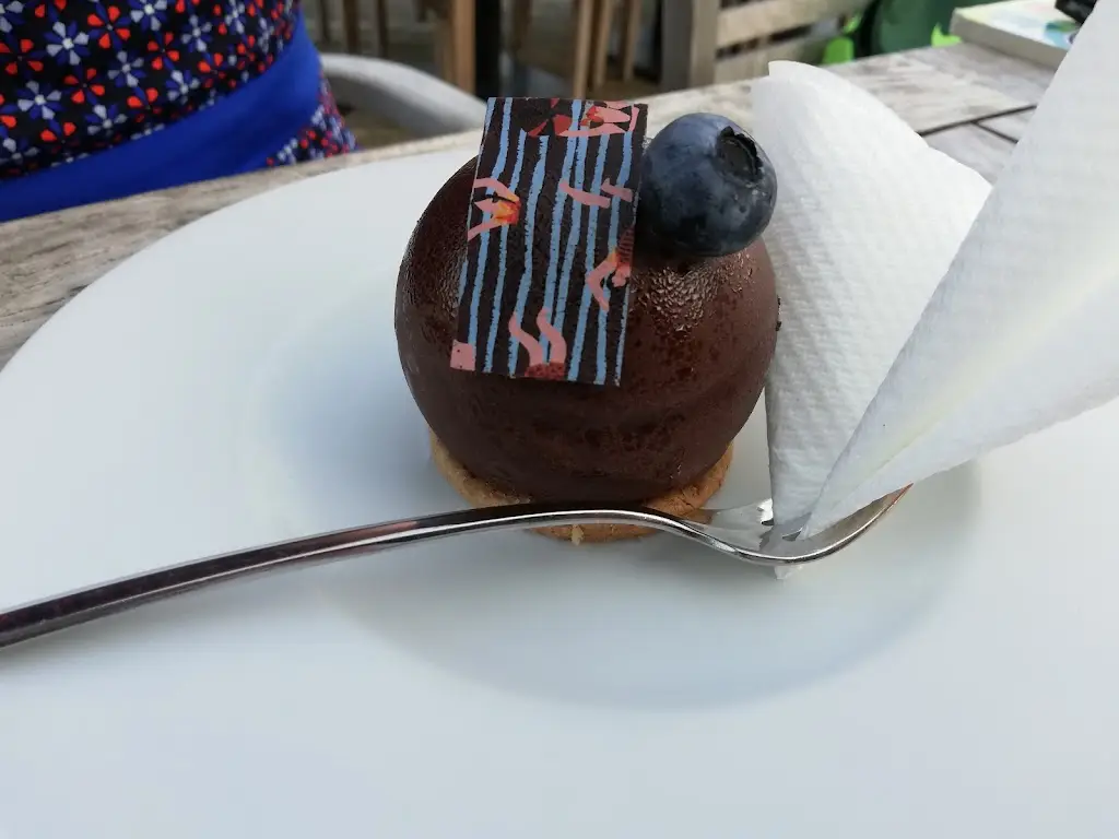 Mr Van Damme_Amenity Restaurace Blue Lipno_Frymburk_review