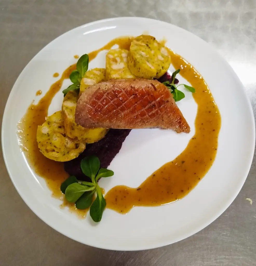 Restaurace Obecní Dům_Machov_slider_image_2