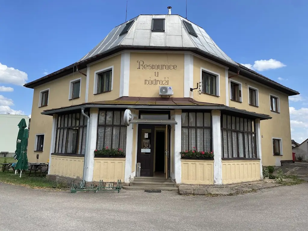 Jan Šrejber_Restaurace U Nádraží_Lázně Bělohrad_review