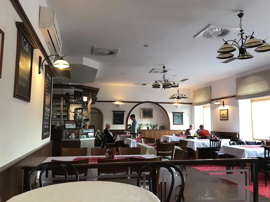 Marek Brožek_Hotel Bohumilka_Lázně Bělohrad_review