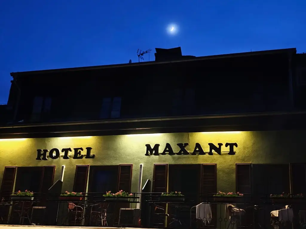 Alexey Kagansky (MyBestTips)_Hotel Maxant_Frymburk_review
