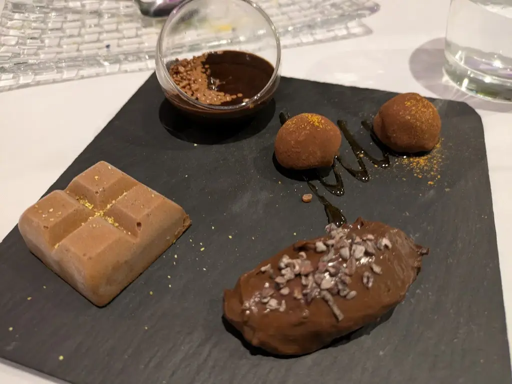 Monica Puri Bangia_Metro Bistro_Mostek_review