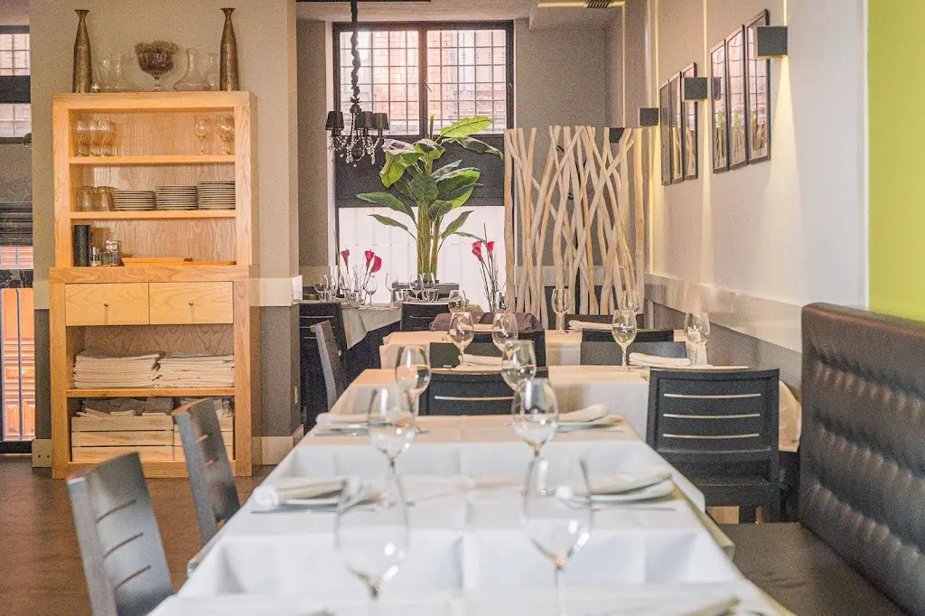 Metro Bistro restaurant in Mostek