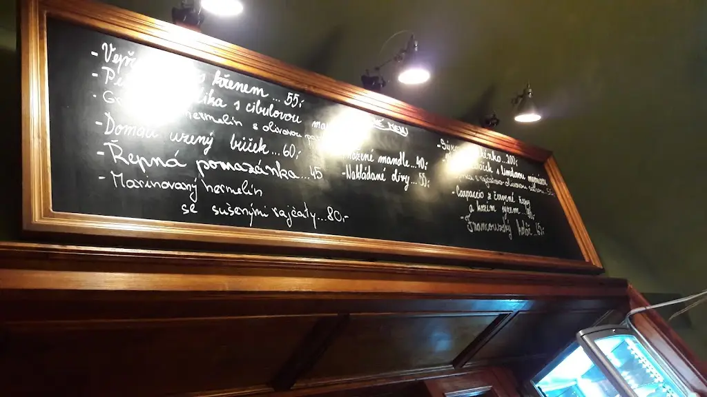 Menu_Caffé Bunny_Jičín_image_3