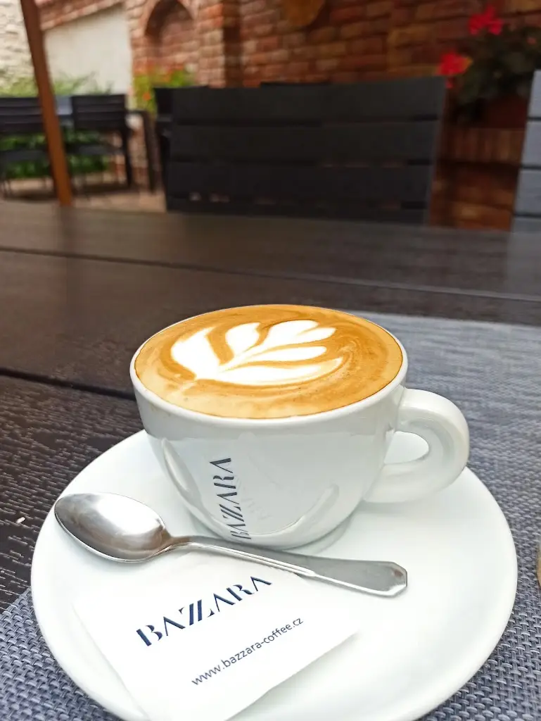 Restaurace Mikulovská vinárna_Jičín_slider_image_3